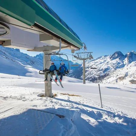 Grand Roc - Campanules 412 - Happy 霞慕尼